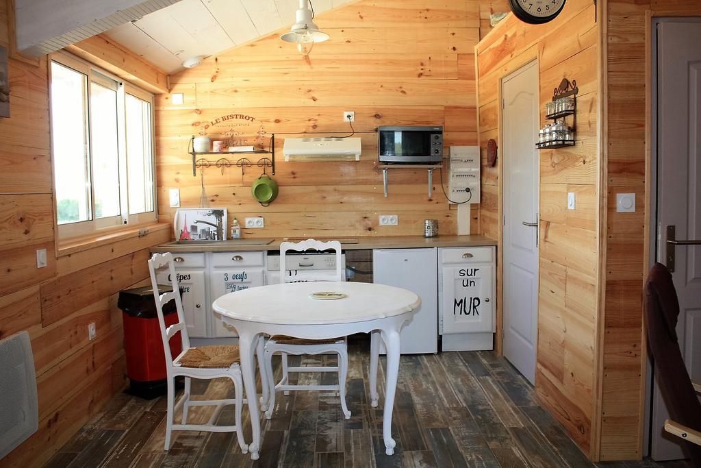 Domaine De Soulery Bed & Breakfast Beaupuy  Dış mekan fotoğraf